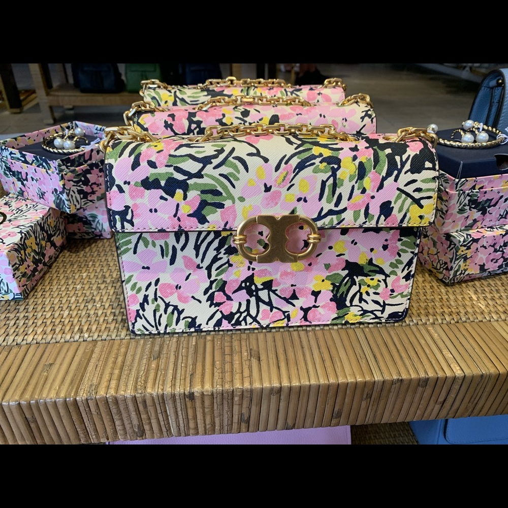 🚫 Sold🚫Tory Burch Gemini Link Chain Bag 🌸🌼
